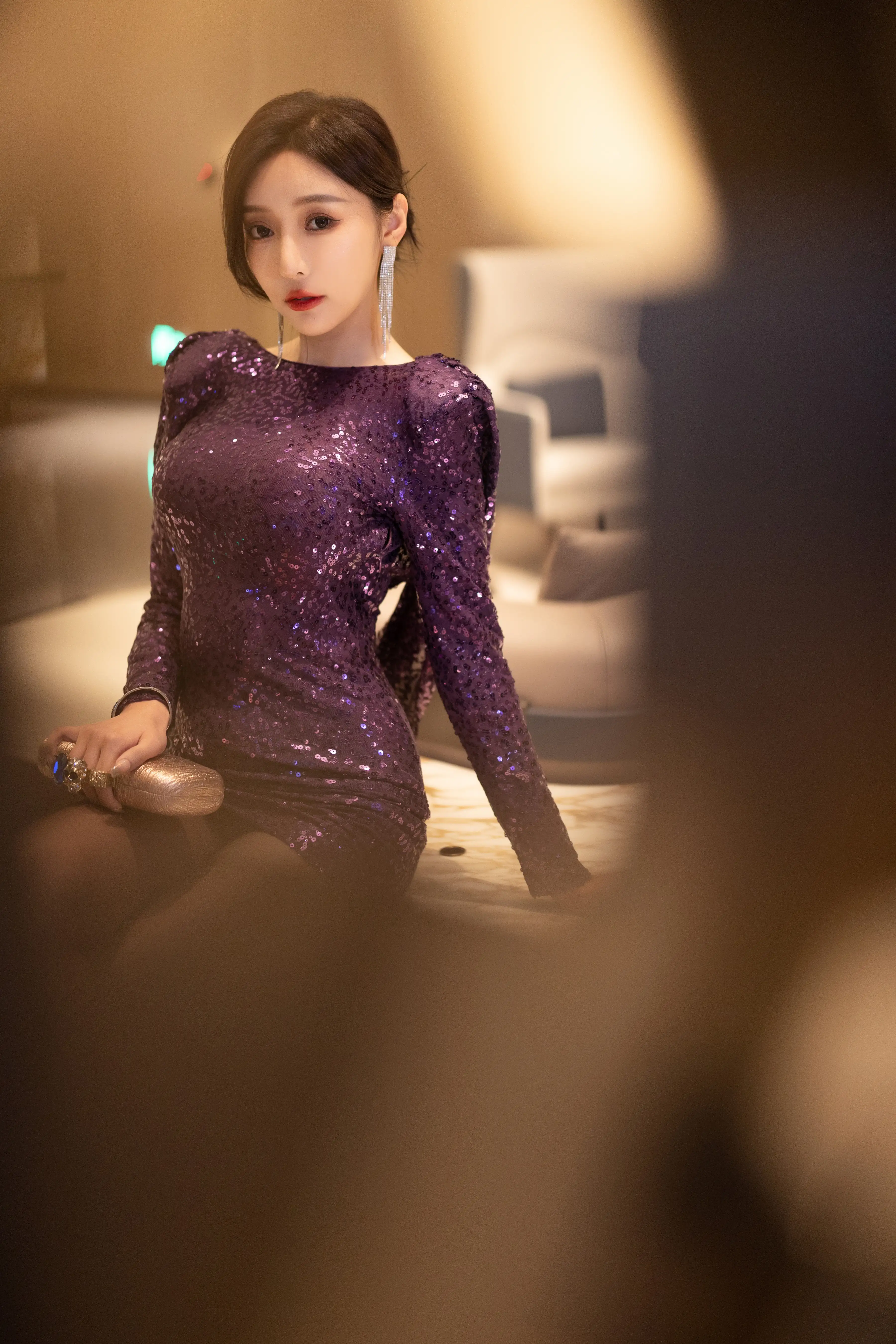 王馨瑶_NO.015_内购无水印_205紫色亮片大露背_ - M940.COM 内部私购-第1张